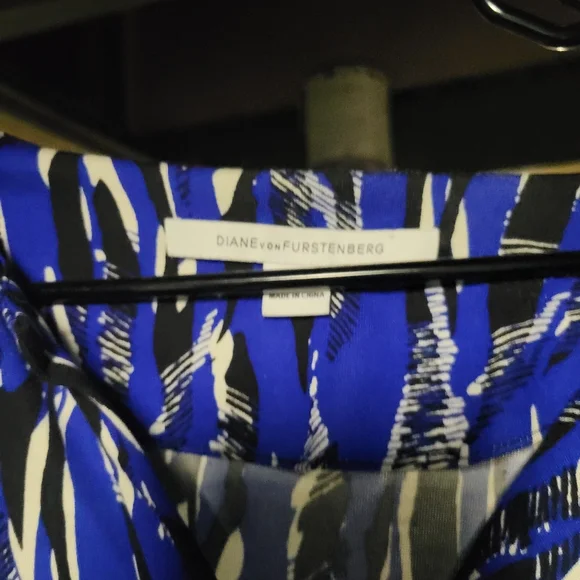 Cute DVF dress - Picture 2 of 2